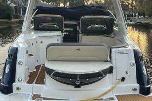 2018 Monterey 335 Sport Yacht thumbnail 30
