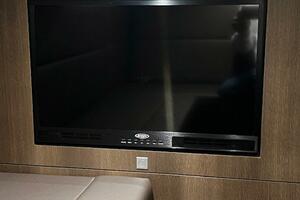 New Year 33ft Monterey Yacht For Sale