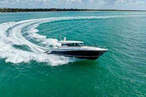 2018 Tiara Yachts C44 thumbnail 24