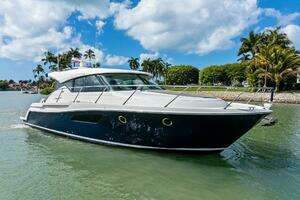 2018 Tiara Yachts C44 thumbnail 9