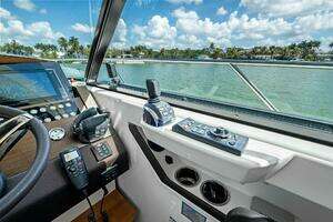 2018 Tiara Yachts C44 thumbnail 53