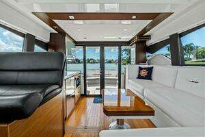2018 Tiara Yachts C44 thumbnail 59