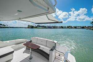 2018 Tiara Yachts C44 thumbnail 38