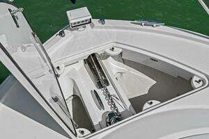 2018 Tiara Yachts C44 thumbnail 30