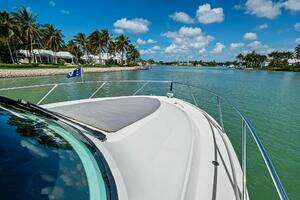 2018 Tiara Yachts C44 thumbnail 29