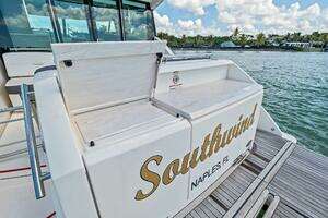 2018 Tiara Yachts C44 thumbnail 34