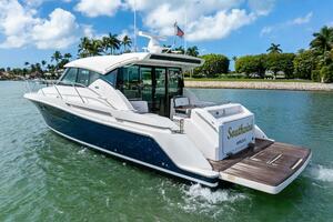 SOUTHWIND Worth Avenue Yachts