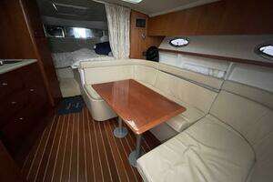 2003 Tiara Yachts 3100 Open thumbnail 11