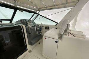 2003 Tiara Yachts 3100 Open thumbnail 5