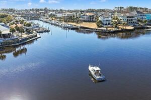 Leatherback 27ft Albemarle Yacht For Sale