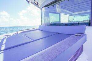 2024 Axopar 37 XC Cross Cabin thumbnail 14