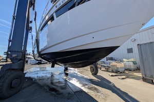 54FT (16.46M) CRUISERS YACHTS