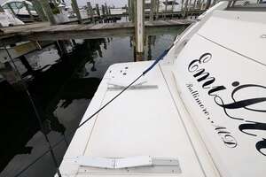 2022 Cruisers Yachts 54 Cantius thumbnail 63
