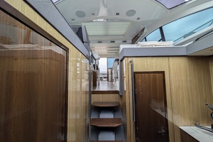 54FT (16.46M) CRUISERS YACHTS