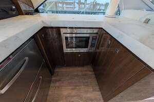 2022 Cruisers Yachts 54 Cantius thumbnail 26