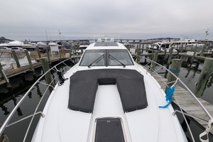 54FT (16.46M) CRUISERS YACHTS