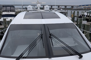 54FT (16.46M) CRUISERS YACHTS