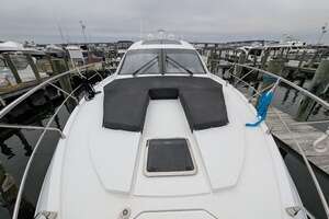 2022 Cruisers Yachts 54 Cantius thumbnail 83