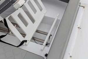 2022 Cruisers Yachts 54 Cantius thumbnail 80