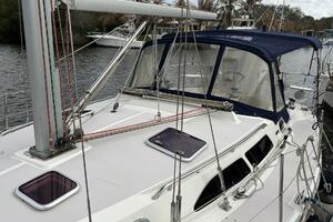 GUINEVERE 35ft Catalina Yacht For Sale