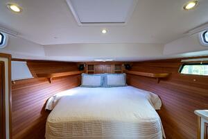 MJM 43 Scout - Interior Stateroom