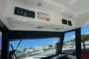 2022 Everglades 335 Center Console thumbnail 27