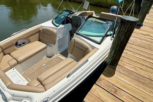 24ft NauticStar Yacht For Sale