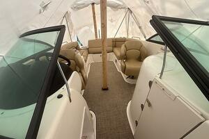 Photo 5971405 for 2019 NauticStar 243 DC  0005594109