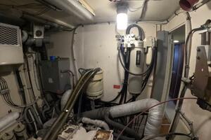 SAINT PAUL 54ft Hatteras Yacht For Sale