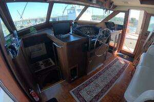 1987 Hatteras 54MY thumbnail 3