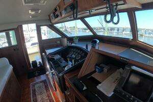 1987 Hatteras 54MY thumbnail 6