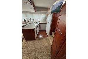1994 Harbor Master 52 Coastal Cruiser thumbnail 21