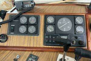 1994 Harbor Master 52 Coastal Cruiser thumbnail 14