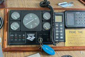 1994 Harbor Master 52 Coastal Cruiser thumbnail 13