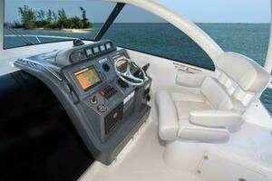 2012 Pursuit OS 345 Offshore thumbnail 12