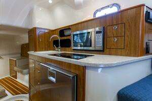 2012 Pursuit OS 345 Offshore thumbnail 26