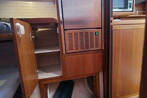 2015 Catalina 445 thumbnail 38
