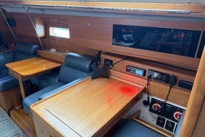 2015 Catalina 445 thumbnail 14