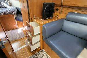2015 Catalina 445 thumbnail 13