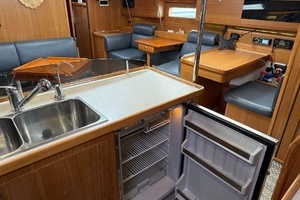 2015 Catalina 445 thumbnail 27