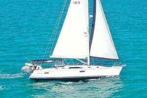 2015 Catalina 445 thumbnail 1