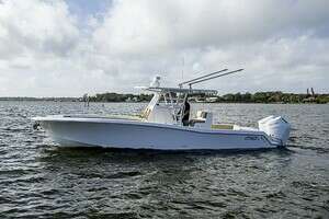 2023 Invincible 33 Open Fisherman thumbnail 1
