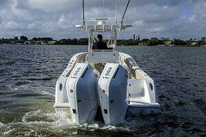 2023 Invincible 33 Open Fisherman thumbnail 3