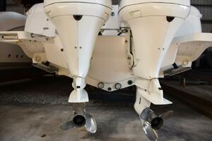 OZ 32ft Intrepid Yacht For Sale