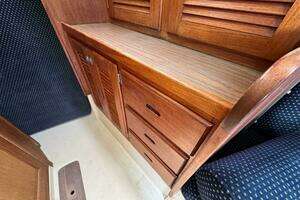 1986 Catalina 38 thumbnail 31