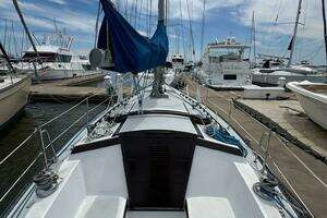1986 Catalina 38 thumbnail 6