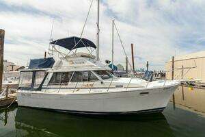 1987 Bayliner 3270 Motoryacht thumbnail 1