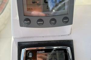 31ft Intrepid Yacht For Sale