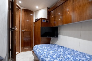 2017 Viking 62 Enclosed Bridge thumbnail 55
