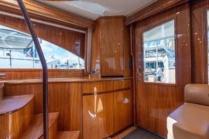 2017 Viking 62 Enclosed Bridge thumbnail 15